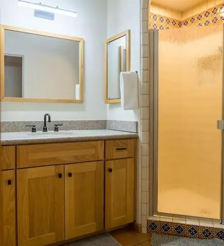 Spacious Arcadia Lite House W Pool Mtn Views *