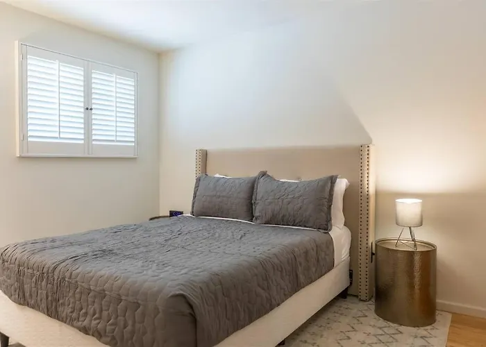 Spacious Arcadia Lite House W Pool Mtn Views *